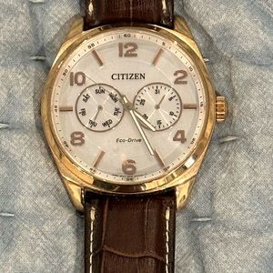 Citizens ECO-Drive CORSO 43MM White Dail